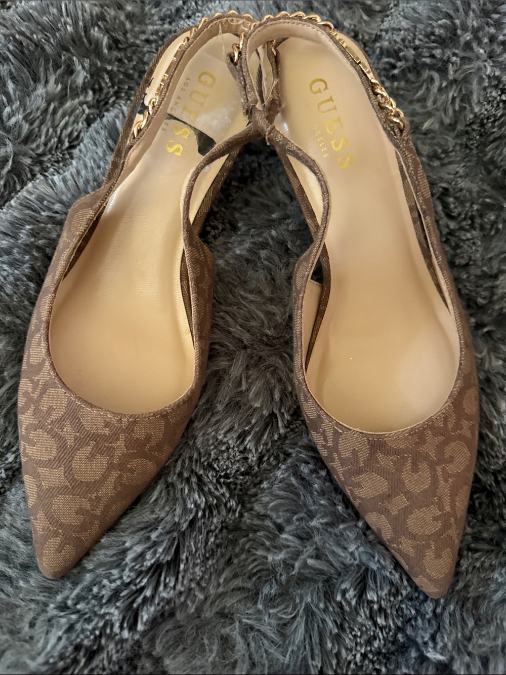 GUESS Brown Monogram Pointed Slingback kitten heel